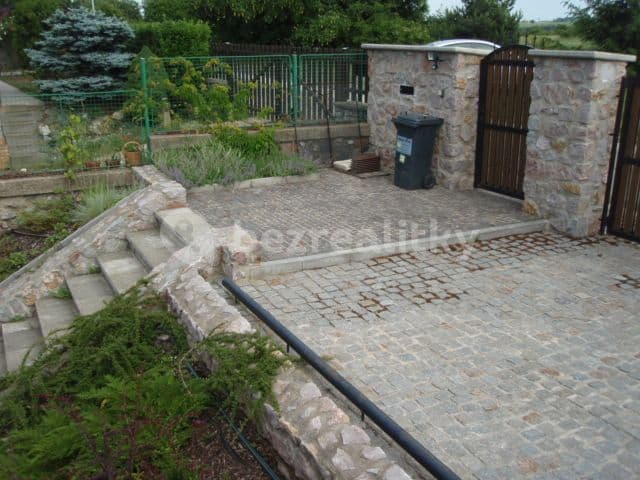 1 bedroom with open-plan kitchen flat to rent, 56 m², Koterovská, Prague, Prague 1 bedroom with open-plan kitchen flat to rent, 56 m², Koterovská, Prague, Prague