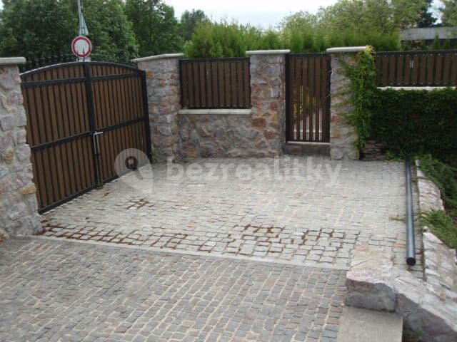 1 bedroom with open-plan kitchen flat to rent, 56 m², Koterovská, Prague, Prague 1 bedroom with open-plan kitchen flat to rent, 56 m², Koterovská, Prague, Prague