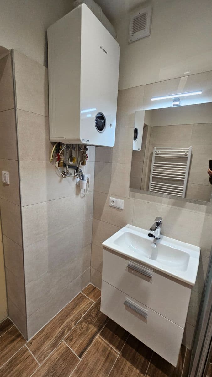 2 bedroom with open-plan kitchen flat to rent, 71 m², Politických vězňů, Plzeň, Plzeňský Region 2 bedroom with open-plan kitchen flat to rent, 71 m², Politických vězňů, Plzeň, Plzeňský Region