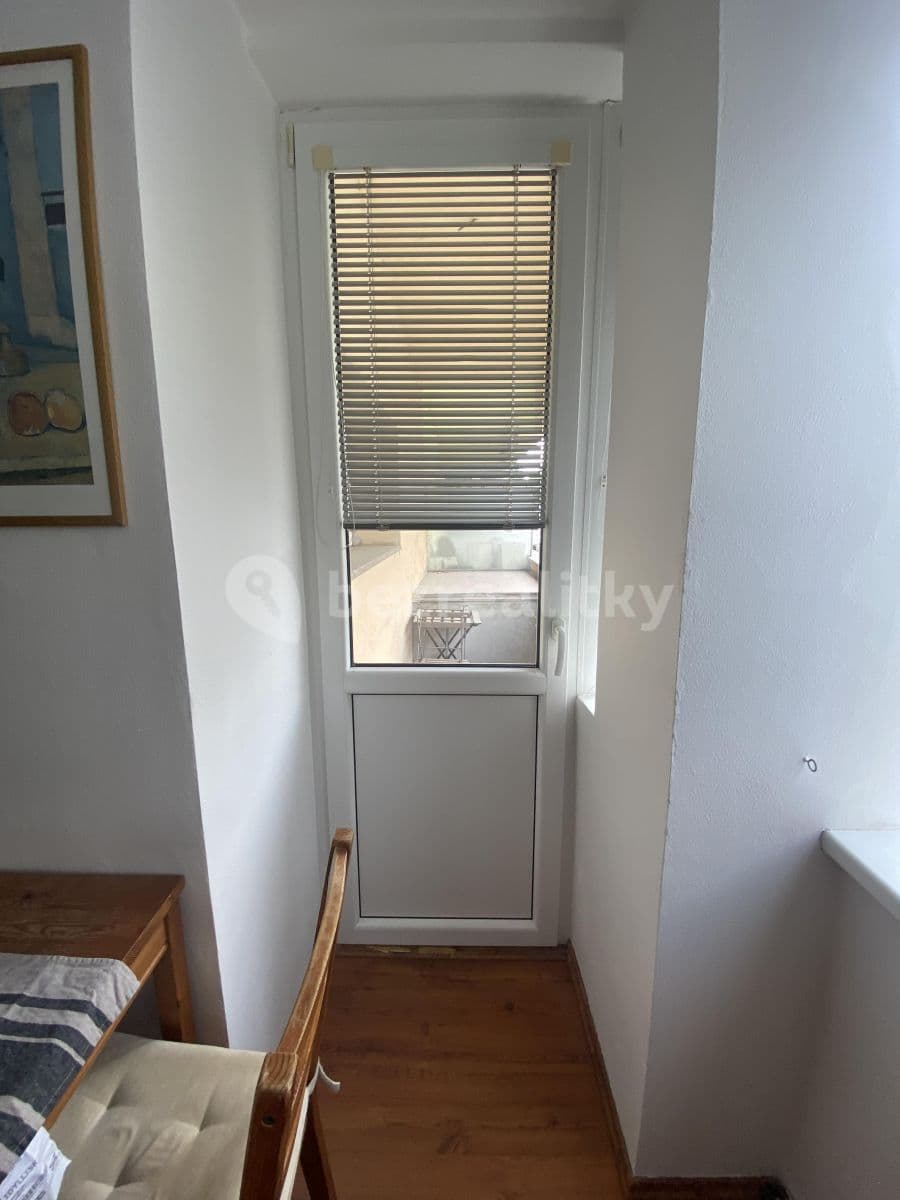 1 bedroom with open-plan kitchen flat to rent, 55 m², Pod kaštany, Brno, Jihomoravský Region 1 bedroom with open-plan kitchen flat to rent, 55 m², Pod kaštany, Brno, Jihomoravský Region