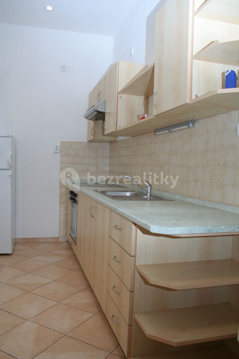3 bedroom flat to rent, 85 m², Preslova, Prague, Prague 3 bedroom flat to rent, 85 m², Preslova, Prague, Prague