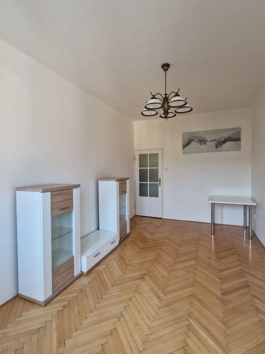 1 bedroom with open-plan kitchen flat to rent, 43 m², Ondříčkova, Prague, Prague 1 bedroom with open-plan kitchen flat to rent, 43 m², Ondříčkova, Prague, Prague