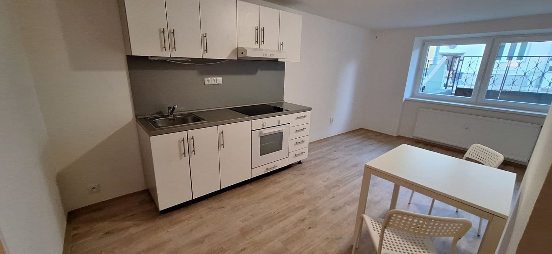 1 bedroom with open-plan kitchen flat to rent, 49 m², Podlomní, Brno, Jihomoravský Region 1 bedroom with open-plan kitchen flat to rent, 49 m², Podlomní, Brno, Jihomoravský Region