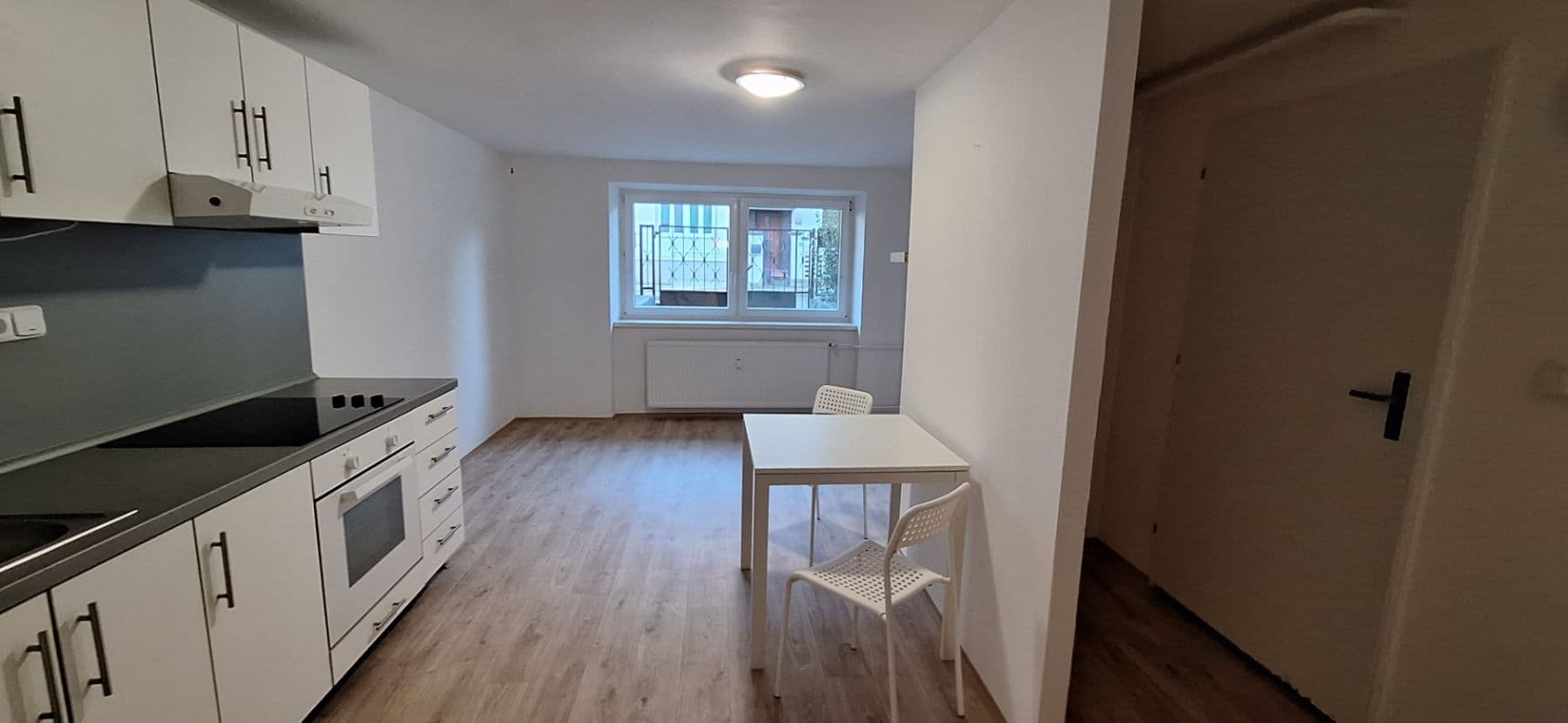 1 bedroom with open-plan kitchen flat to rent, 49 m², Podlomní, Brno, Jihomoravský Region 1 bedroom with open-plan kitchen flat to rent, 49 m², Podlomní, Brno, Jihomoravský Region