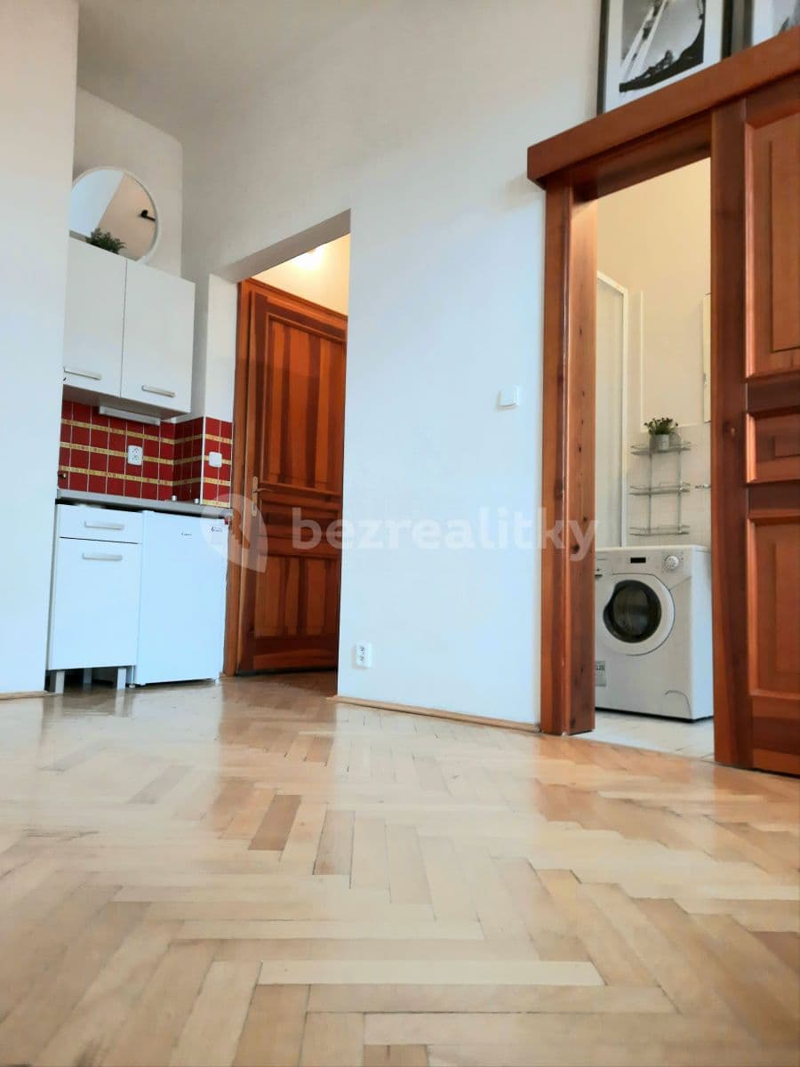 Studio flat to rent, 18 m², Vlkova, Prague, Prague Studio flat to rent, 18 m², Vlkova, Prague, Prague