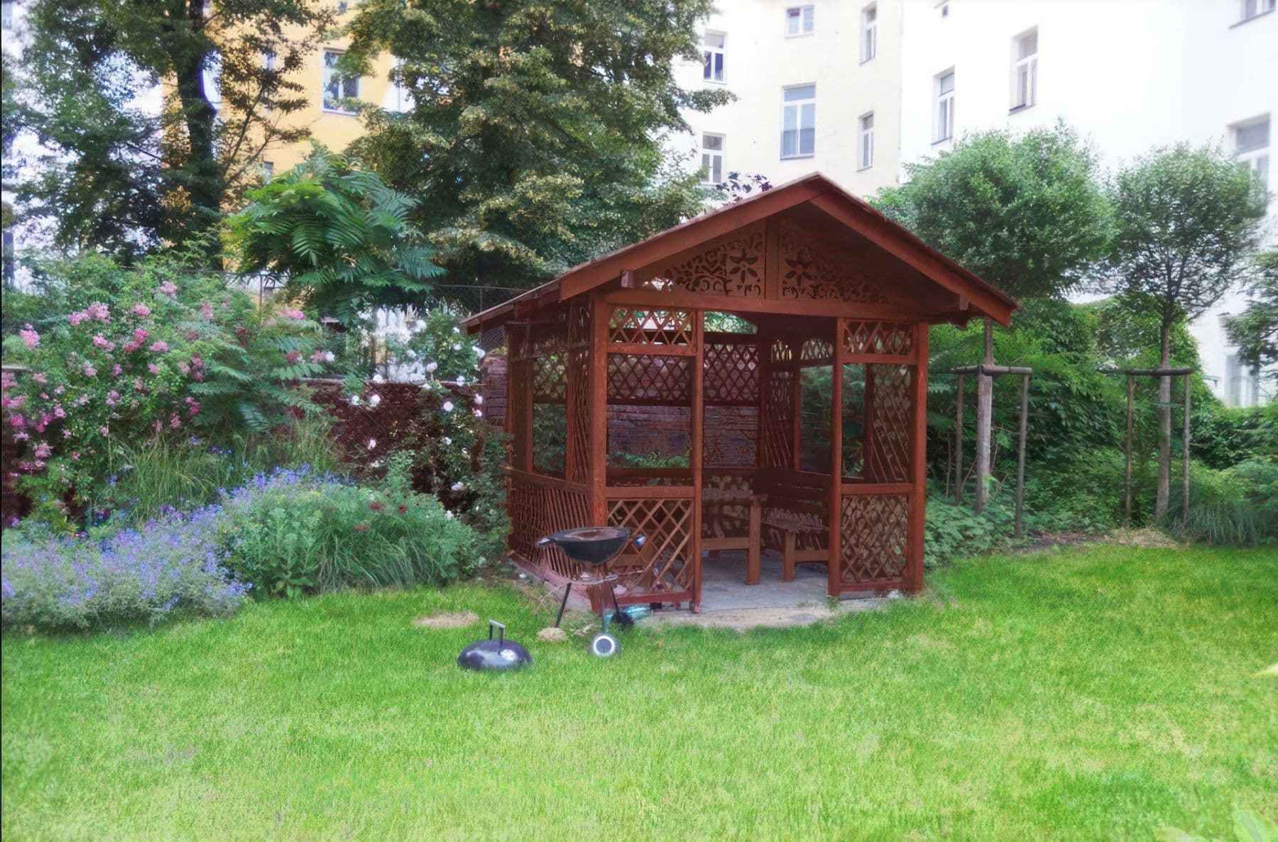 1 bedroom with open-plan kitchen flat to rent, 63 m², Slovenská, Prague, Prague 1 bedroom with open-plan kitchen flat to rent, 63 m², Slovenská, Prague, Prague