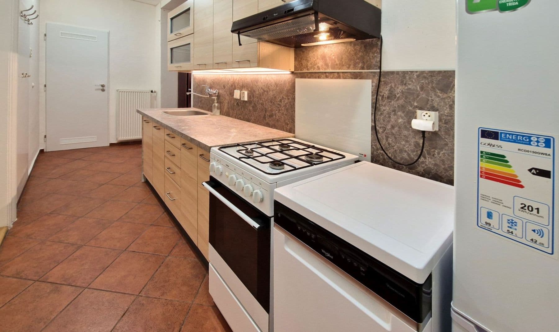 1 bedroom with open-plan kitchen flat to rent, 63 m², Slovenská, Prague, Prague 1 bedroom with open-plan kitchen flat to rent, 63 m², Slovenská, Prague, Prague