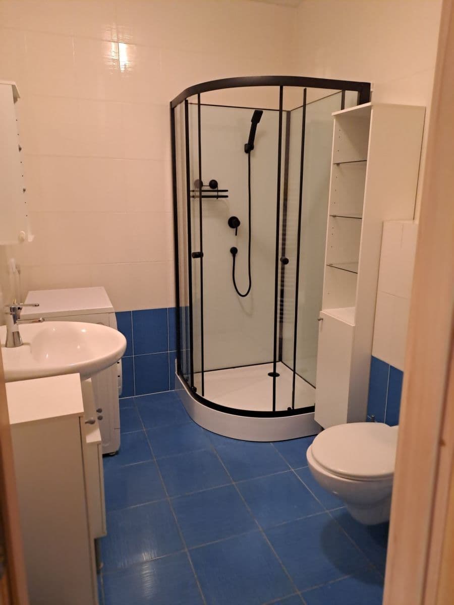 Studio flat to rent, 33 m², Komenského, Kladno, Středočeský Region Studio flat to rent, 33 m², Komenského, Kladno, Středočeský Region