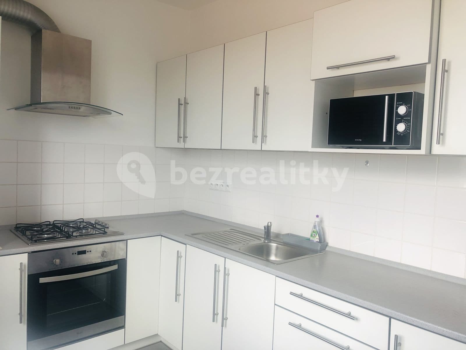 1 bedroom flat to rent, 40 m², Na Hrádku, Pardubice, Pardubický Region 1 bedroom flat to rent, 40 m², Na Hrádku, Pardubice, Pardubický Region