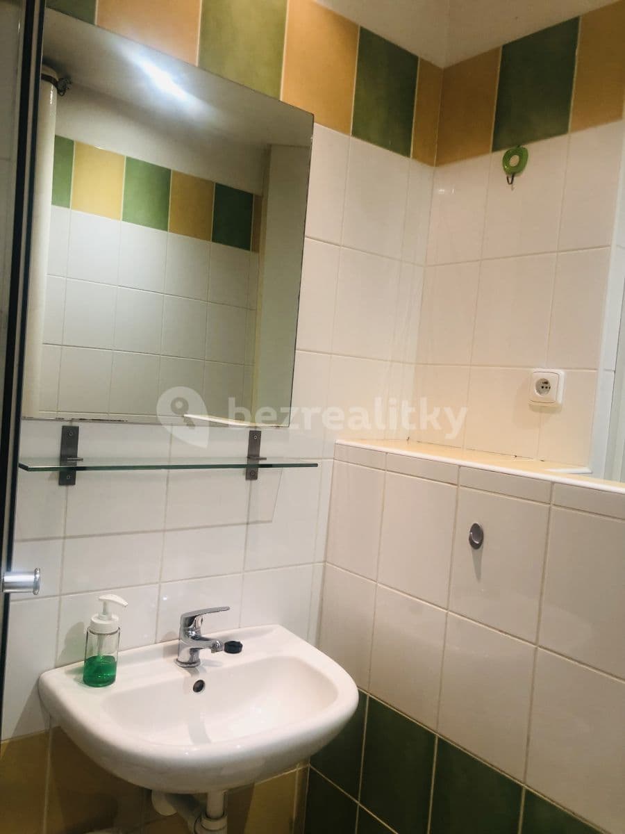 1 bedroom flat to rent, 40 m², Na Hrádku, Pardubice, Pardubický Region 1 bedroom flat to rent, 40 m², Na Hrádku, Pardubice, Pardubický Region