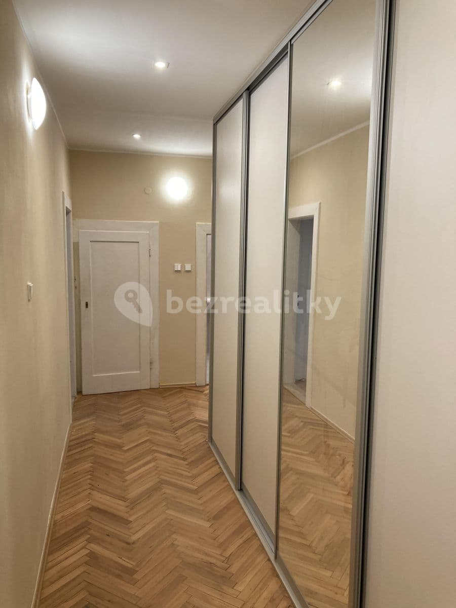 1 bedroom with open-plan kitchen flat to rent, 60 m², Oblouková, Prague, Prague 1 bedroom with open-plan kitchen flat to rent, 60 m², Oblouková, Prague, Prague