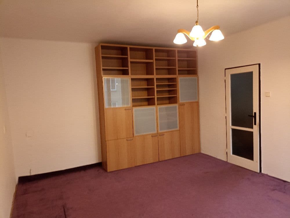 2 bedroom flat to rent, 54 m², Jeremenkova, Prague, Prague 2 bedroom flat to rent, 54 m², Jeremenkova, Prague, Prague