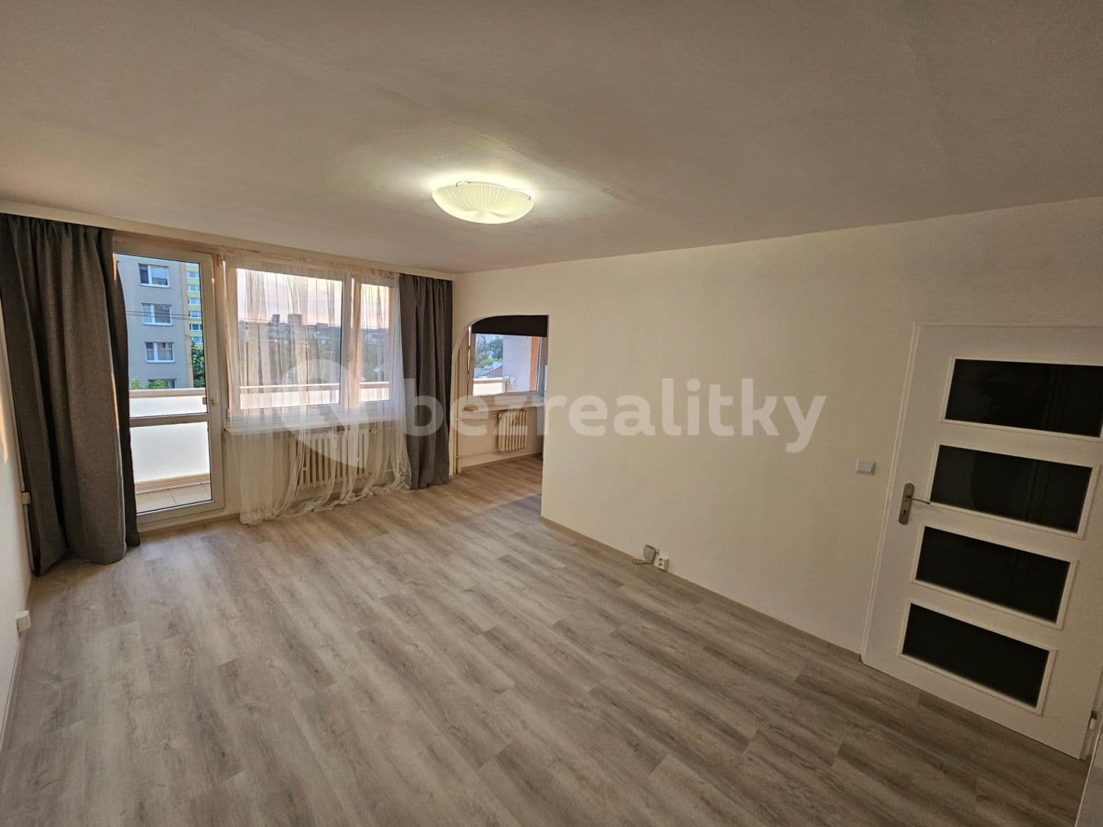 Studio flat to rent, 39 m², Bramboříková, Prague, Prague Studio flat to rent, 39 m², Bramboříková, Prague, Prague