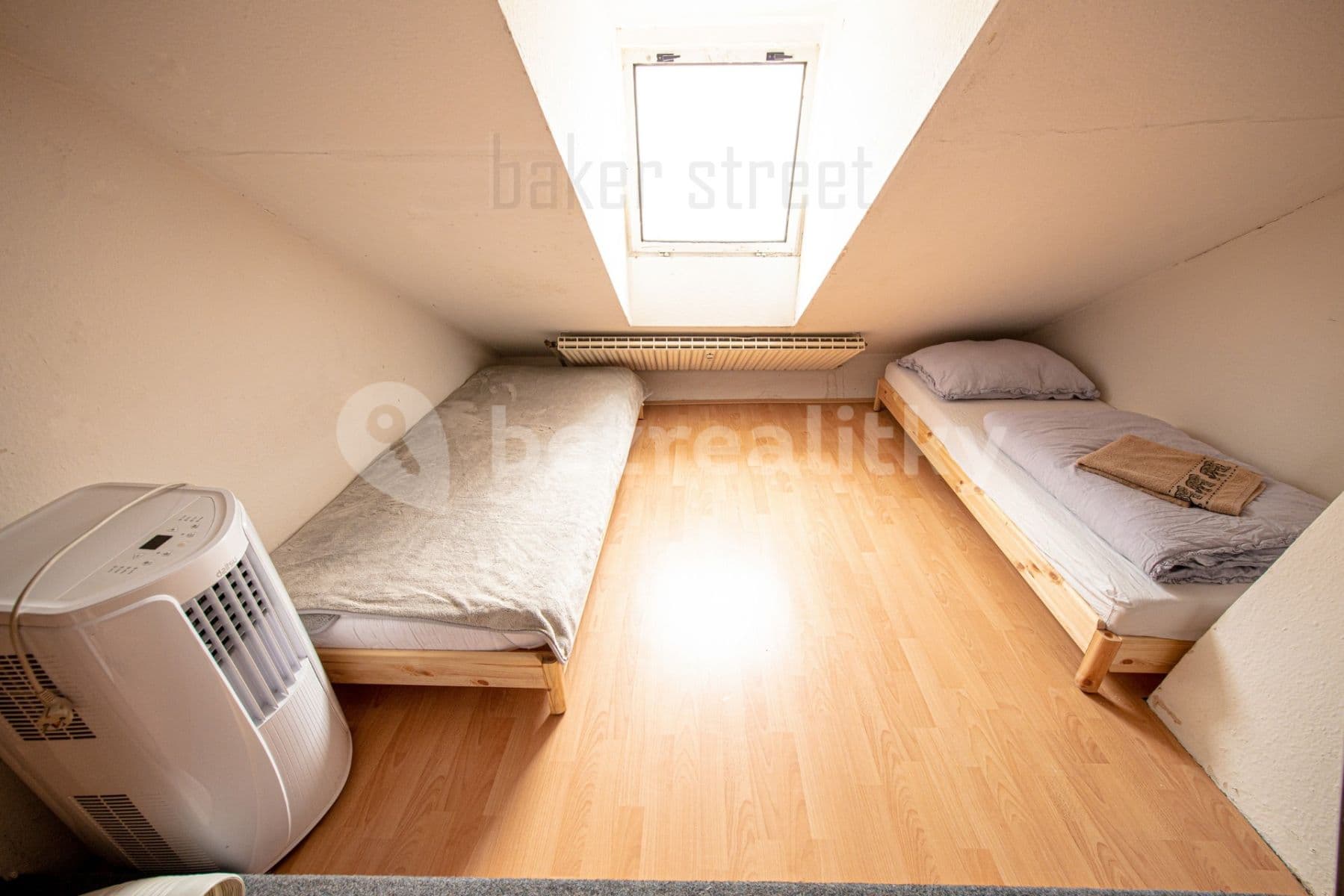 2 bedroom with open-plan kitchen flat to rent, 78 m², U Pekařky, Prague, Prague 2 bedroom with open-plan kitchen flat to rent, 78 m², U Pekařky, Prague, Prague