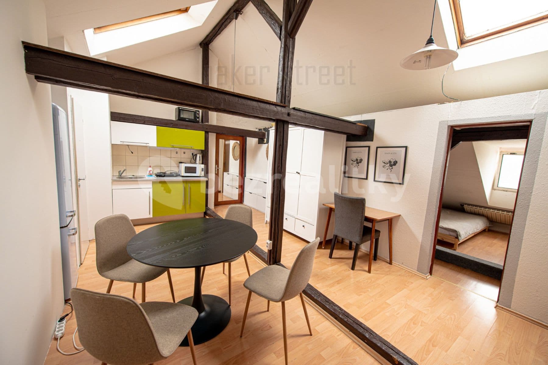 2 bedroom with open-plan kitchen flat to rent, 78 m², U Pekařky, Prague, Prague 2 bedroom with open-plan kitchen flat to rent, 78 m², U Pekařky, Prague, Prague