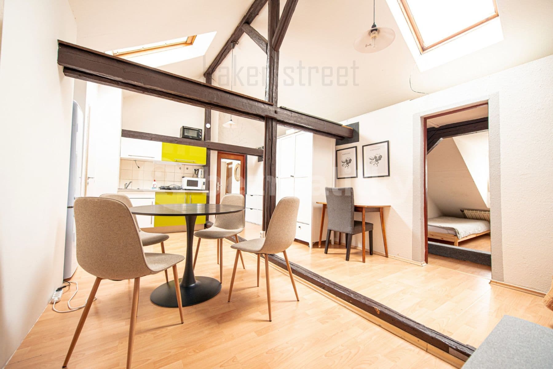 2 bedroom with open-plan kitchen flat to rent, 78 m², U Pekařky, Prague, Prague 2 bedroom with open-plan kitchen flat to rent, 78 m², U Pekařky, Prague, Prague