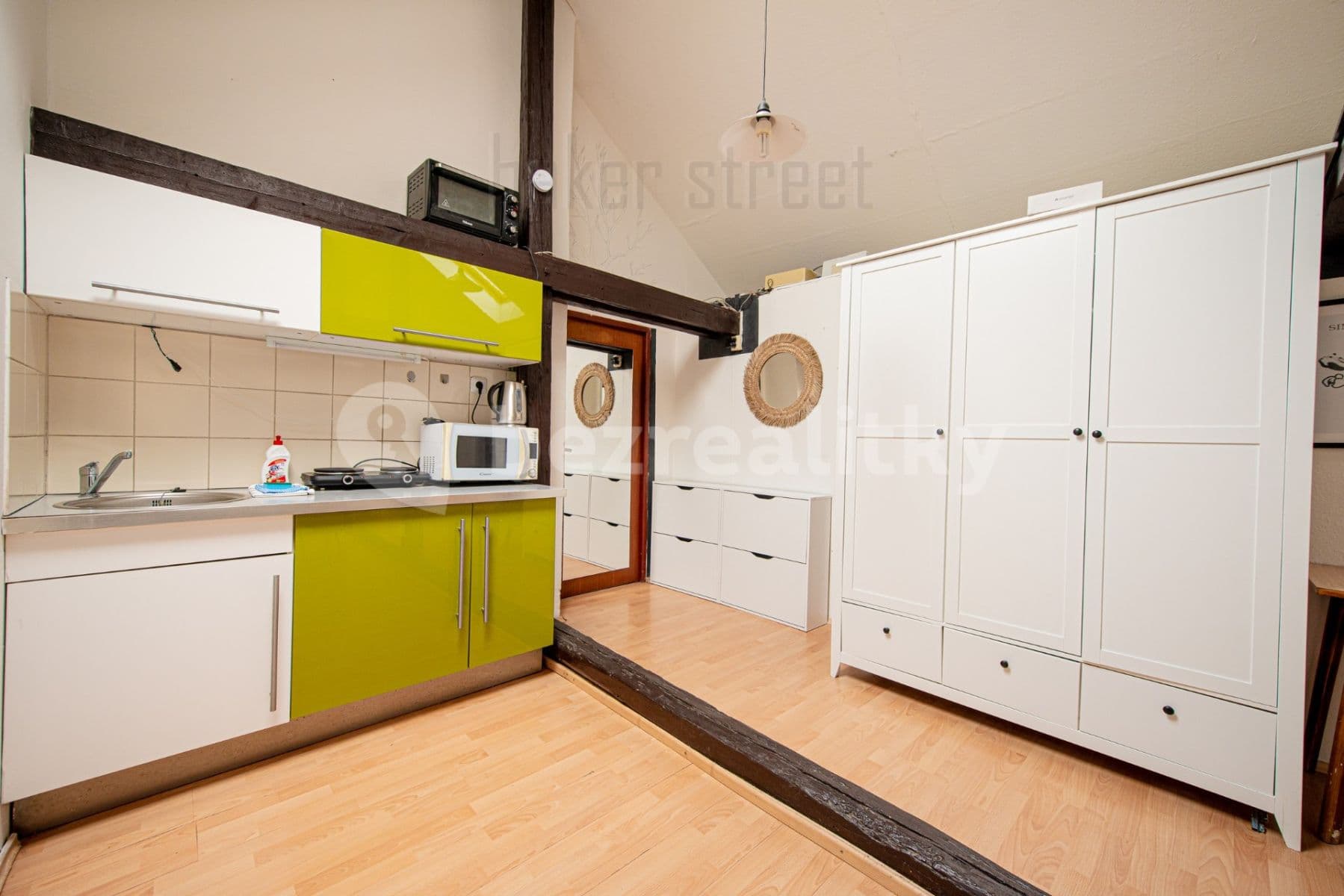 2 bedroom with open-plan kitchen flat to rent, 78 m², U Pekařky, Prague, Prague 2 bedroom with open-plan kitchen flat to rent, 78 m², U Pekařky, Prague, Prague