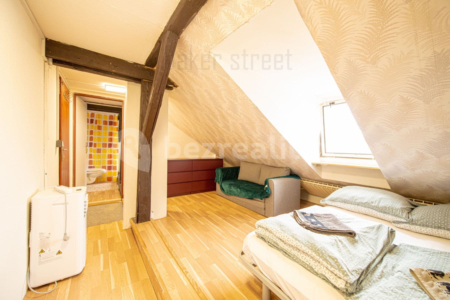 2 bedroom with open-plan kitchen flat to rent, 78 m², U Pekařky, Prague, Prague 2 bedroom with open-plan kitchen flat to rent, 78 m², U Pekařky, Prague, Prague