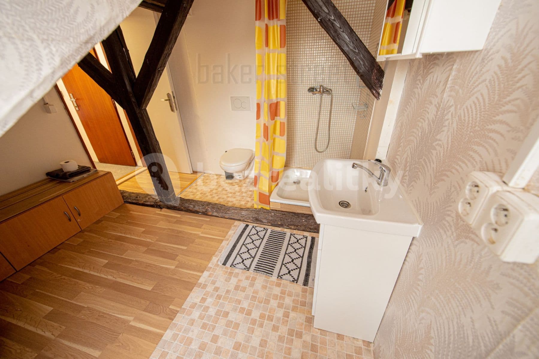 2 bedroom with open-plan kitchen flat to rent, 78 m², U Pekařky, Prague, Prague 2 bedroom with open-plan kitchen flat to rent, 78 m², U Pekařky, Prague, Prague