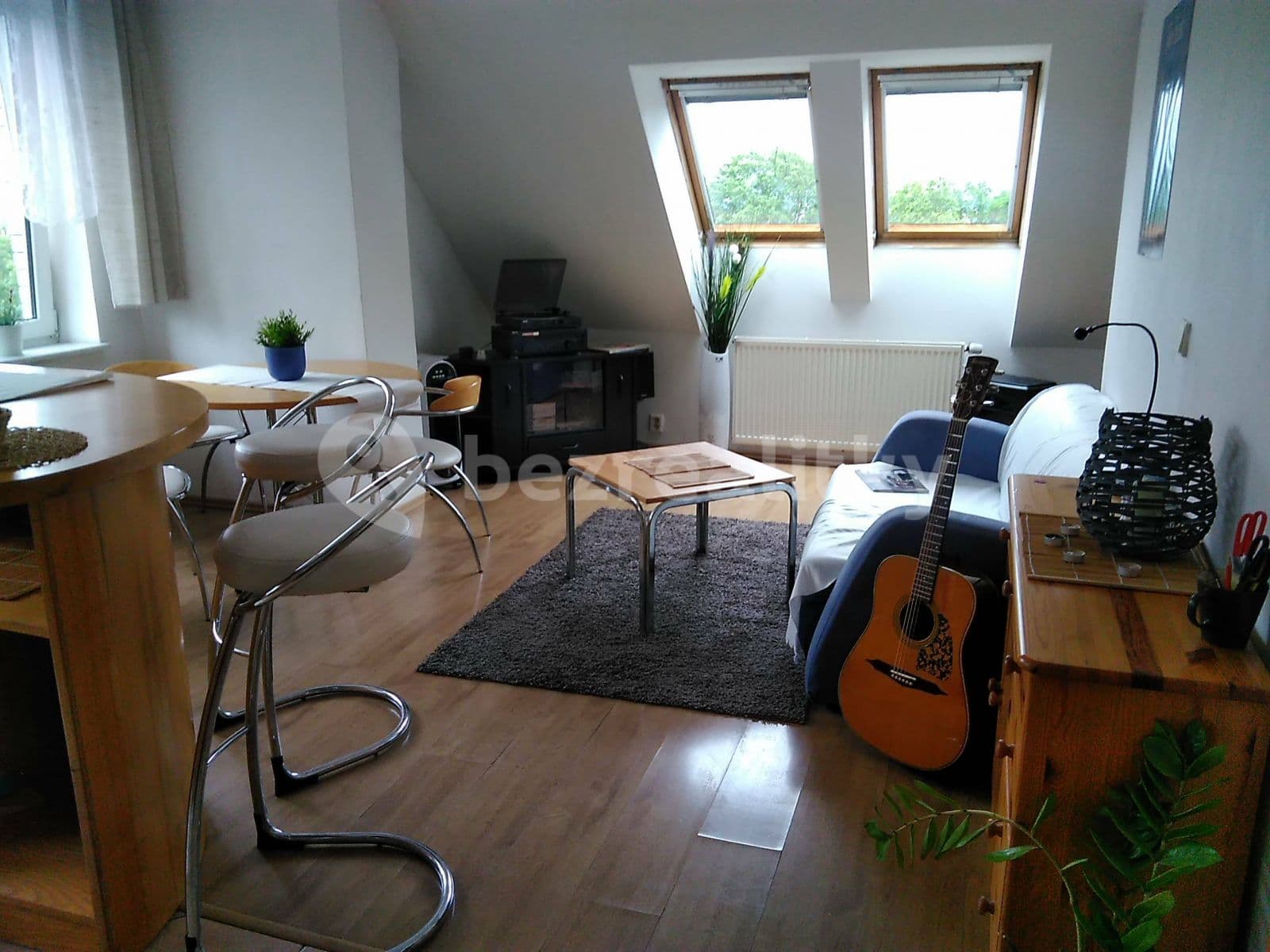 3 bedroom with open-plan kitchen flat to rent, 85 m², Volejníkova, Brno, Jihomoravský Region 3 bedroom with open-plan kitchen flat to rent, 85 m², Volejníkova, Brno, Jihomoravský Region