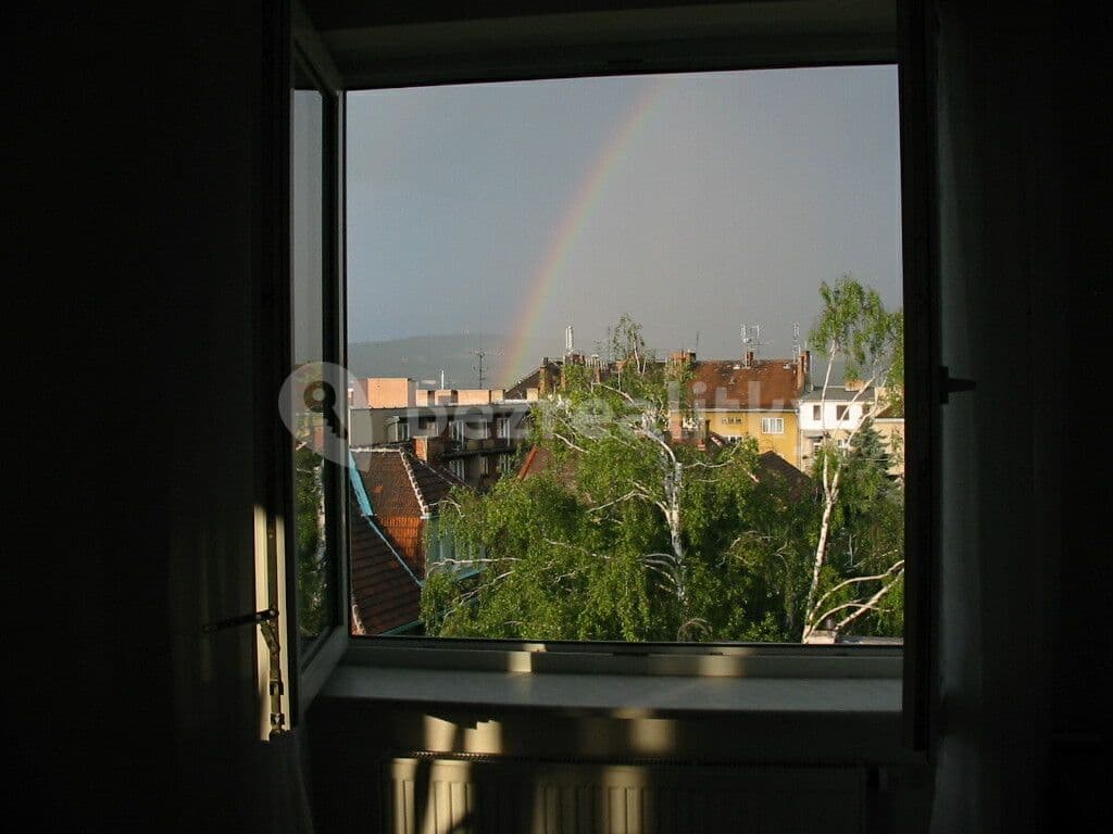 3 bedroom with open-plan kitchen flat to rent, 85 m², Volejníkova, Brno, Jihomoravský Region 3 bedroom with open-plan kitchen flat to rent, 85 m², Volejníkova, Brno, Jihomoravský Region