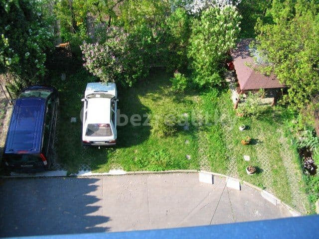 3 bedroom with open-plan kitchen flat to rent, 85 m², Volejníkova, Brno, Jihomoravský Region 3 bedroom with open-plan kitchen flat to rent, 85 m², Volejníkova, Brno, Jihomoravský Region