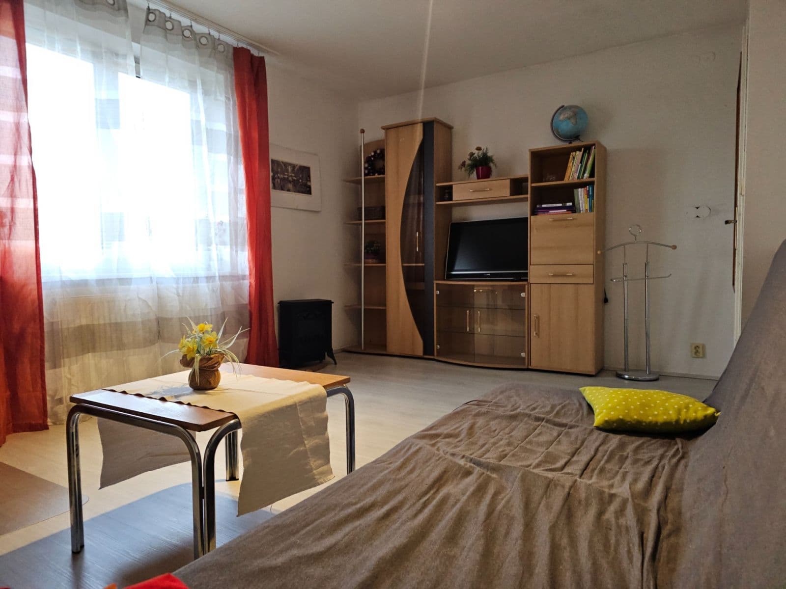 3 bedroom with open-plan kitchen flat to rent, 85 m², Volejníkova, Brno, Jihomoravský Region 3 bedroom with open-plan kitchen flat to rent, 85 m², Volejníkova, Brno, Jihomoravský Region