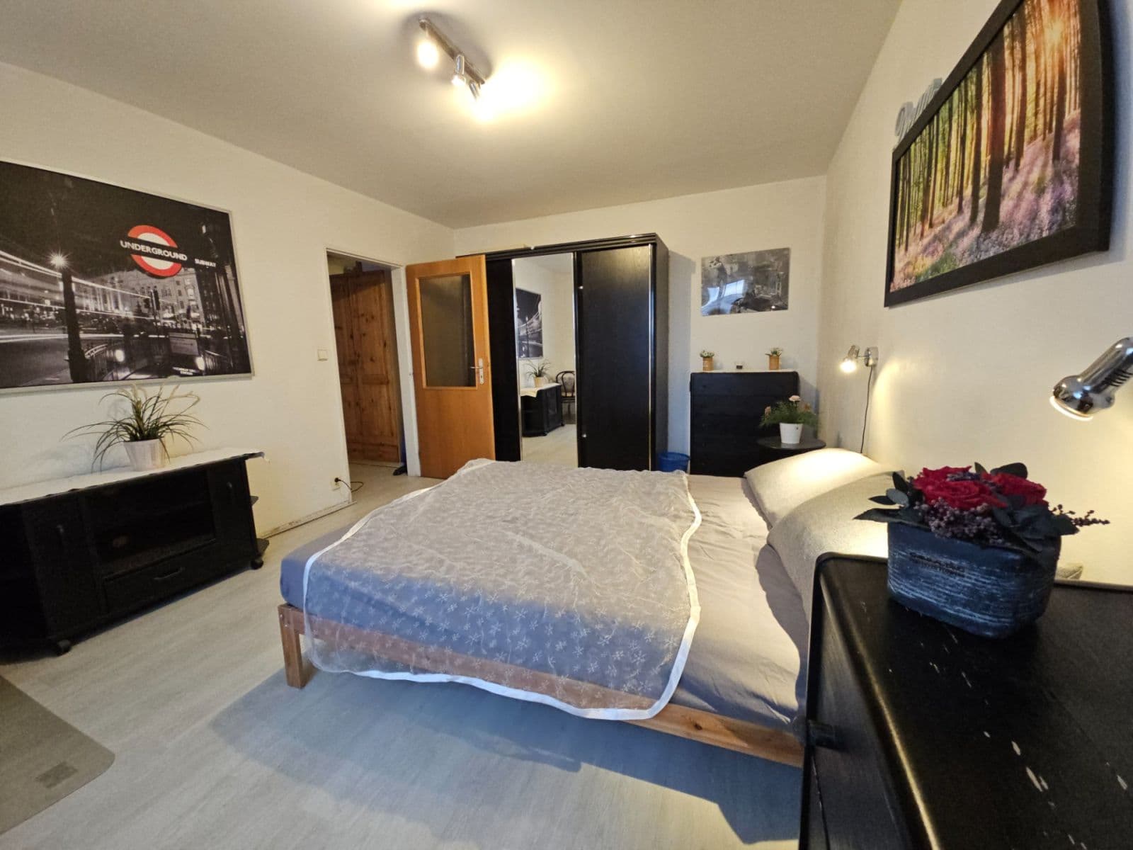 3 bedroom with open-plan kitchen flat to rent, 85 m², Volejníkova, Brno, Jihomoravský Region 3 bedroom with open-plan kitchen flat to rent, 85 m², Volejníkova, Brno, Jihomoravský Region