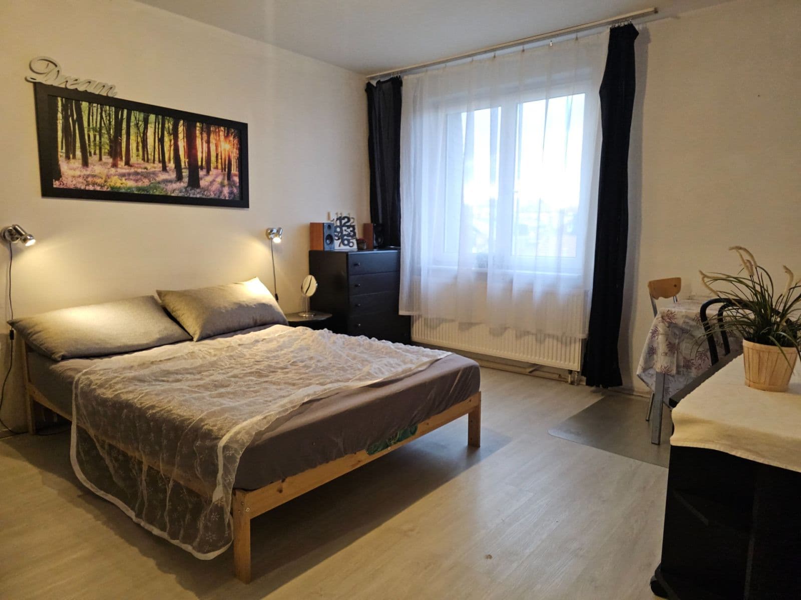 3 bedroom with open-plan kitchen flat to rent, 85 m², Volejníkova, Brno, Jihomoravský Region 3 bedroom with open-plan kitchen flat to rent, 85 m², Volejníkova, Brno, Jihomoravský Region