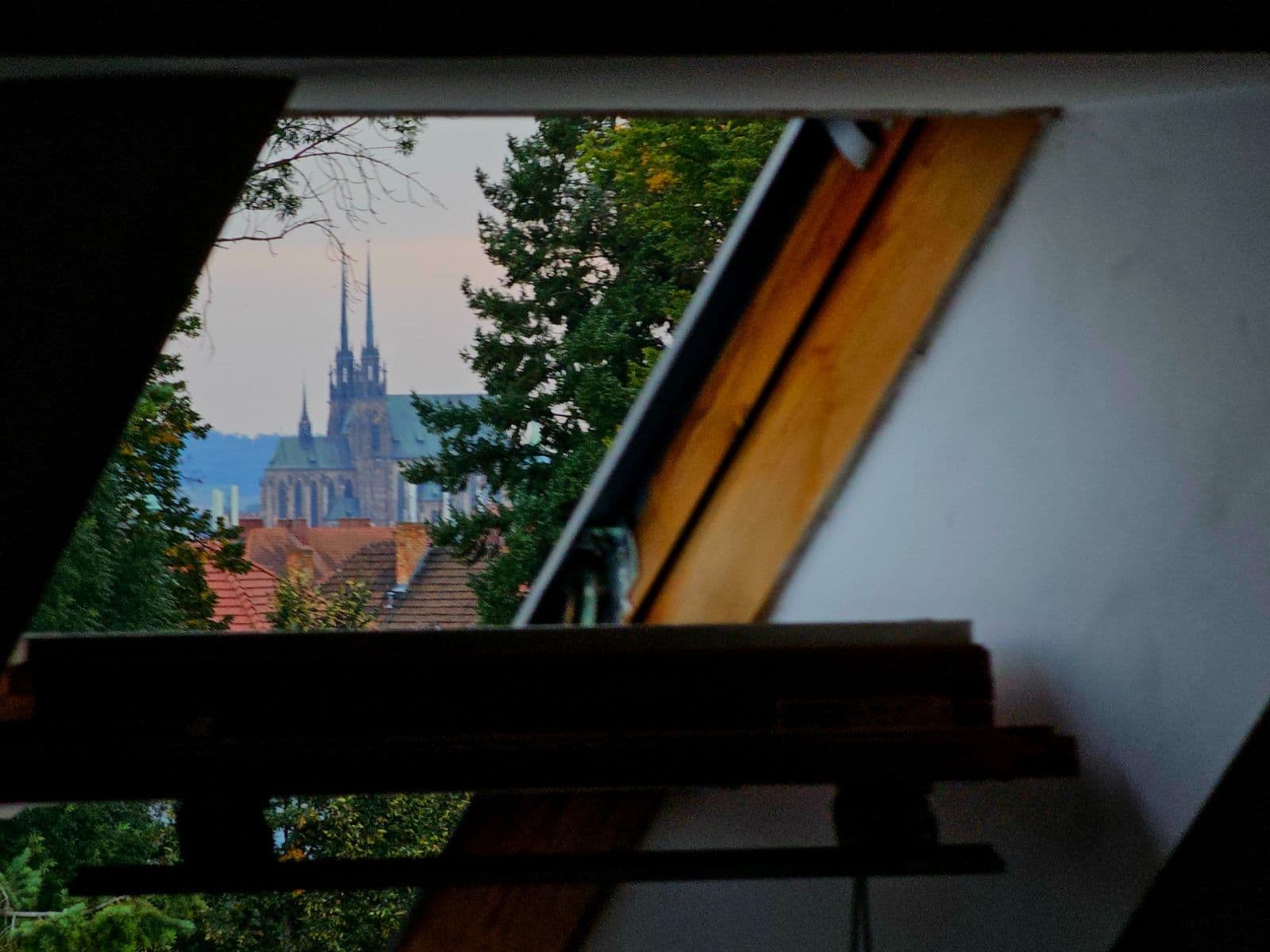 3 bedroom with open-plan kitchen flat to rent, 85 m², Volejníkova, Brno, Jihomoravský Region 3 bedroom with open-plan kitchen flat to rent, 85 m², Volejníkova, Brno, Jihomoravský Region