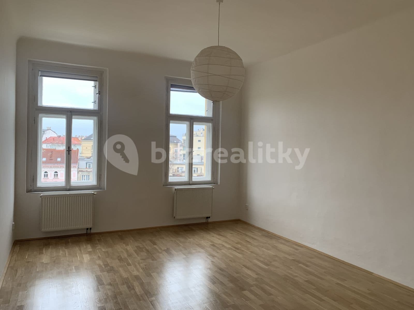 2 bedroom flat to rent, 68 m², Lublanska, Prague, Prague 2 bedroom flat to rent, 68 m², Lublanska, Prague, Prague