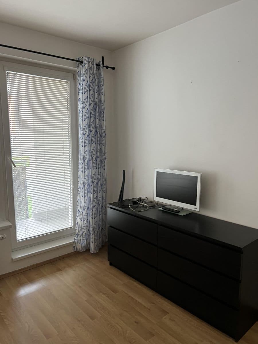 Studio flat to rent, 30 m², Sazovicka, Prague, Prague Studio flat to rent, 30 m², Sazovicka, Prague, Prague