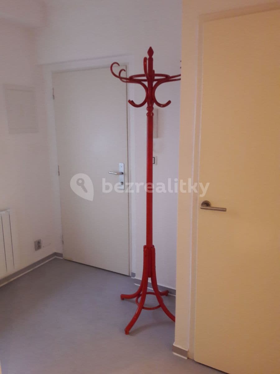 1 bedroom with open-plan kitchen flat to rent, 71 m², U průhonu, Prague, Prague 1 bedroom with open-plan kitchen flat to rent, 71 m², U průhonu, Prague, Prague
