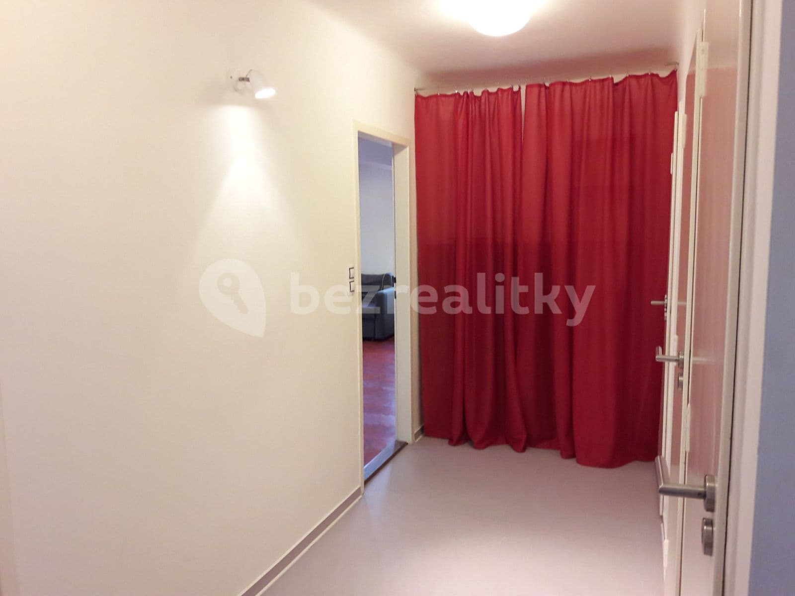 1 bedroom with open-plan kitchen flat to rent, 71 m², U průhonu, Prague, Prague 1 bedroom with open-plan kitchen flat to rent, 71 m², U průhonu, Prague, Prague