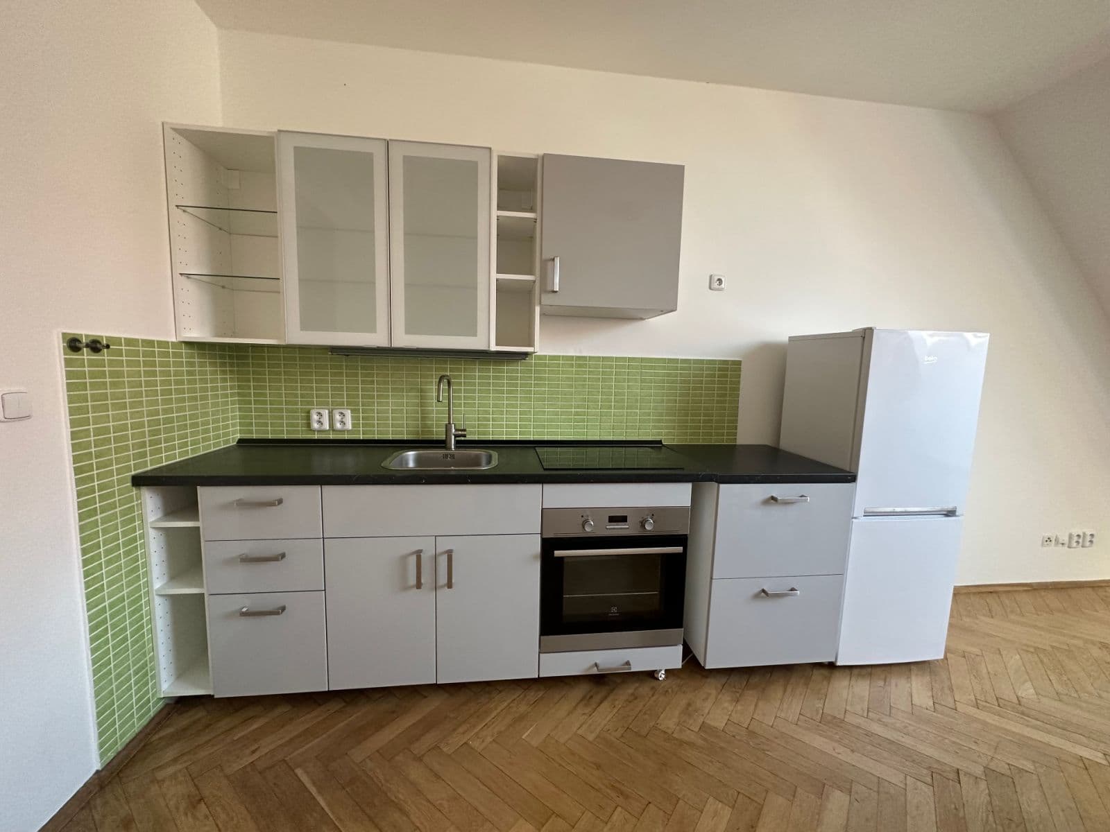 1 bedroom with open-plan kitchen flat to rent, 54 m², Štítného, Prague, Prague 1 bedroom with open-plan kitchen flat to rent, 54 m², Štítného, Prague, Prague