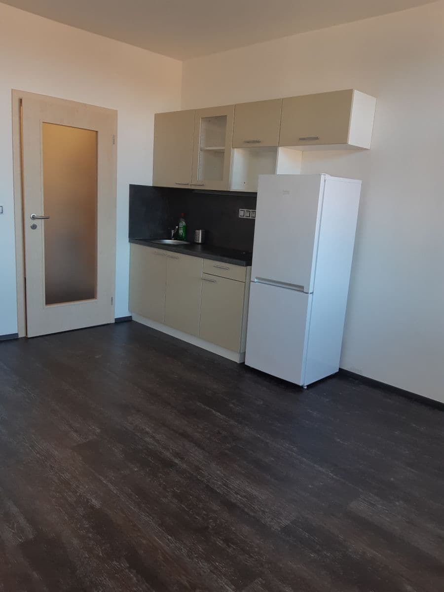 Studio flat to rent, 27 m², Štítného, Prague, Prague Studio flat to rent, 27 m², Štítného, Prague, Prague