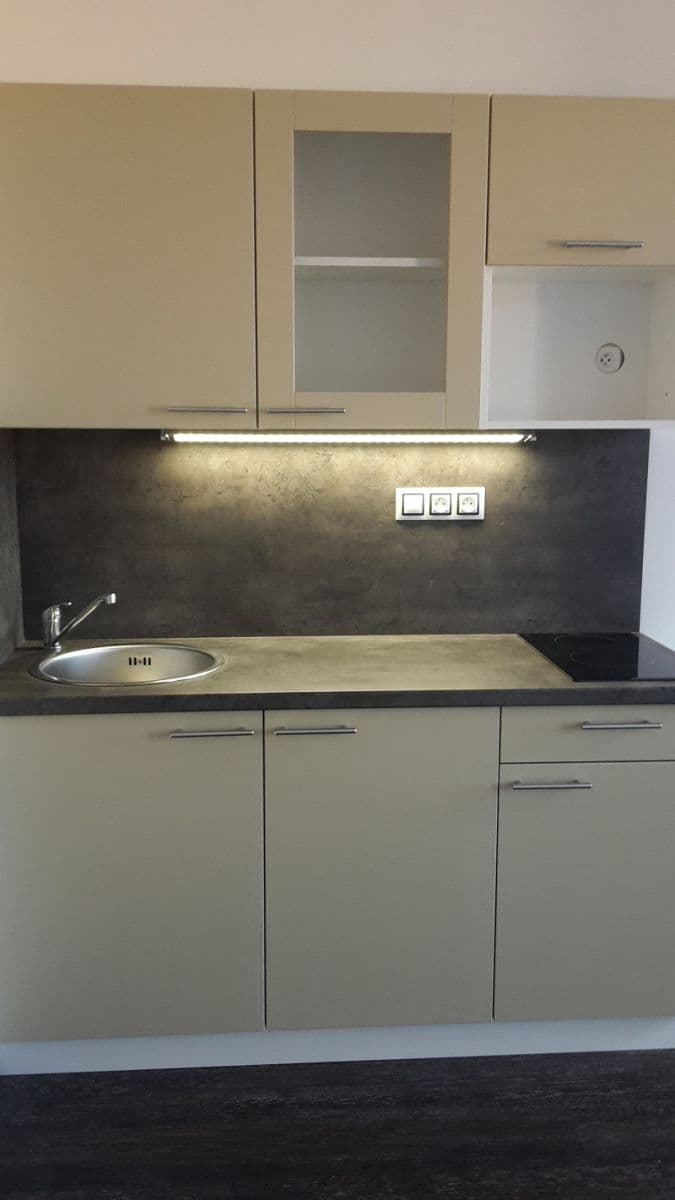 Studio flat to rent, 27 m², Štítného, Prague, Prague Studio flat to rent, 27 m², Štítného, Prague, Prague