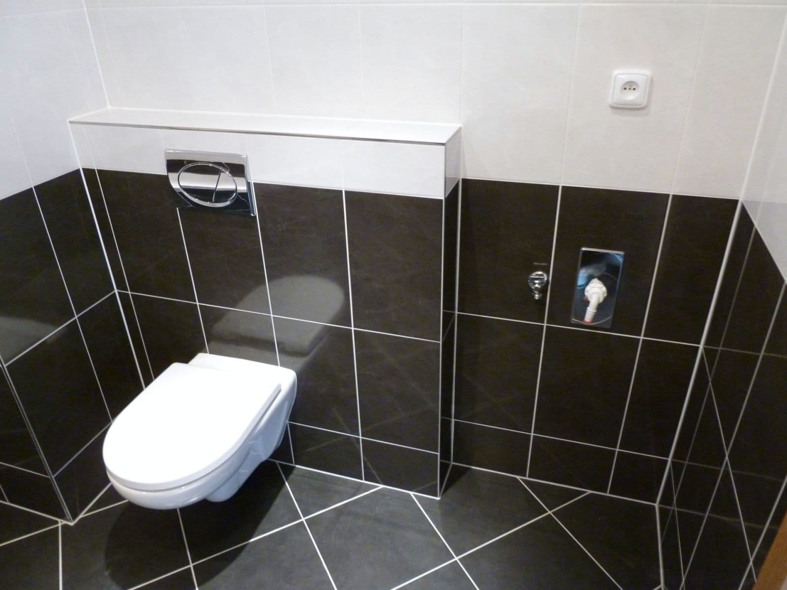 1 bedroom with open-plan kitchen flat to rent, 61 m², Miroslava Hajna, Prague, Prague 1 bedroom with open-plan kitchen flat to rent, 61 m², Miroslava Hajna, Prague, Prague