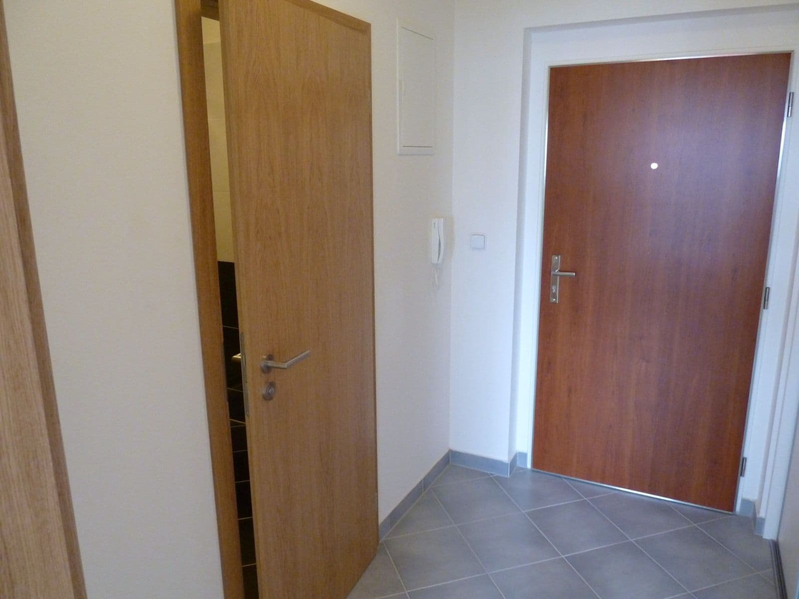 Studio flat to rent, 40 m², Miroslava Hajna, Prague, Prague Studio flat to rent, 40 m², Miroslava Hajna, Prague, Prague