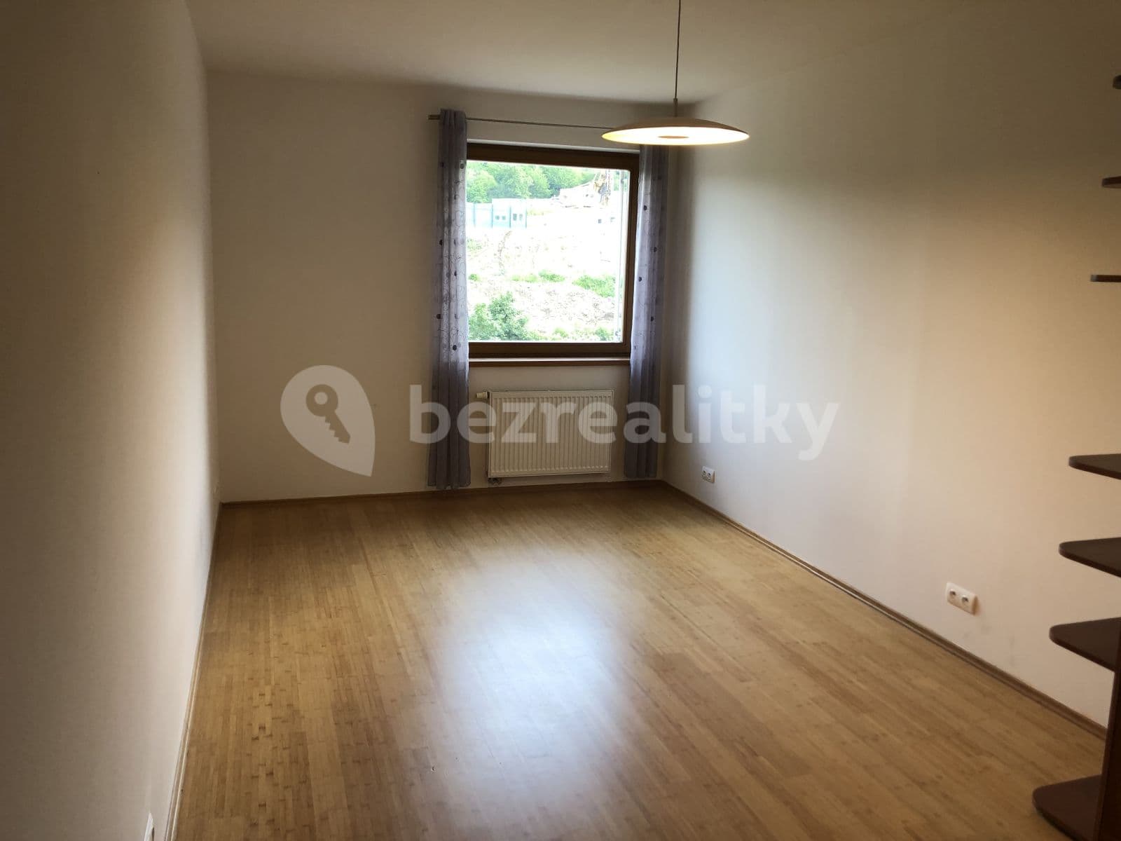 1 bedroom with open-plan kitchen flat to rent, 76 m², Linhartova, Prague, Prague 1 bedroom with open-plan kitchen flat to rent, 76 m², Linhartova, Prague, Prague
