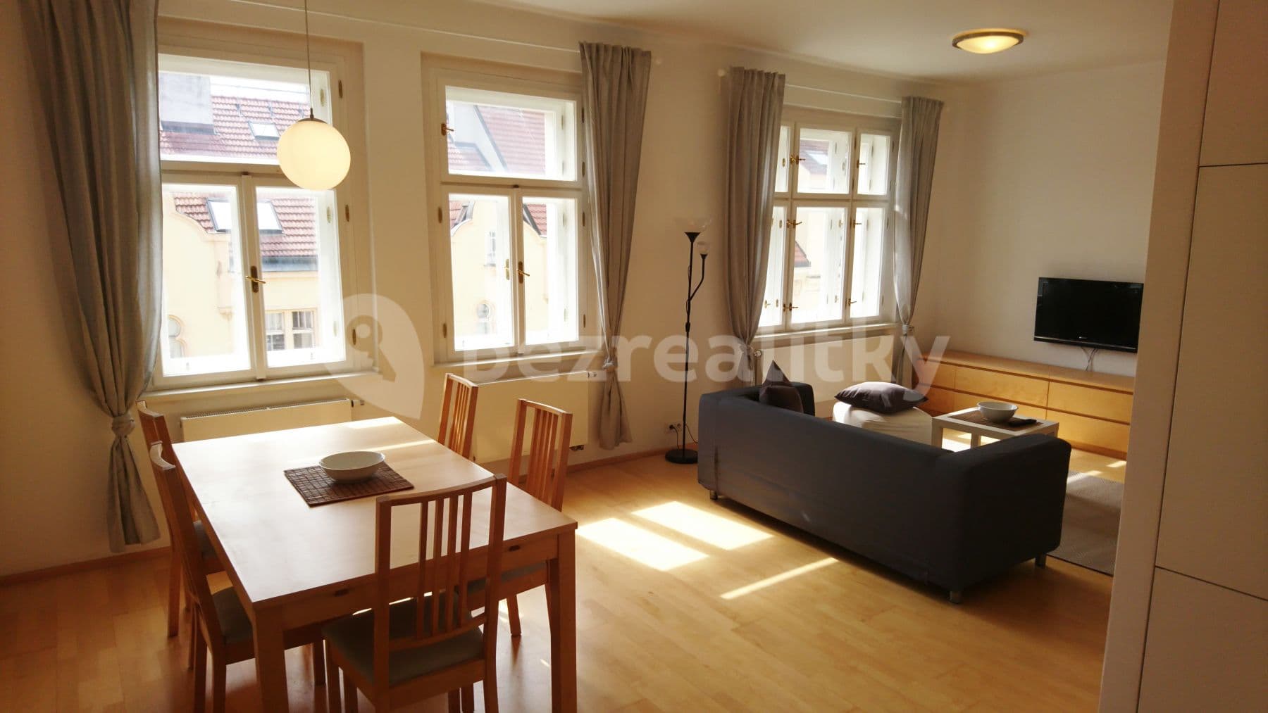 1 bedroom with open-plan kitchen flat to rent, 81 m², Lužická, Prague, Prague 1 bedroom with open-plan kitchen flat to rent, 81 m², Lužická, Prague, Prague