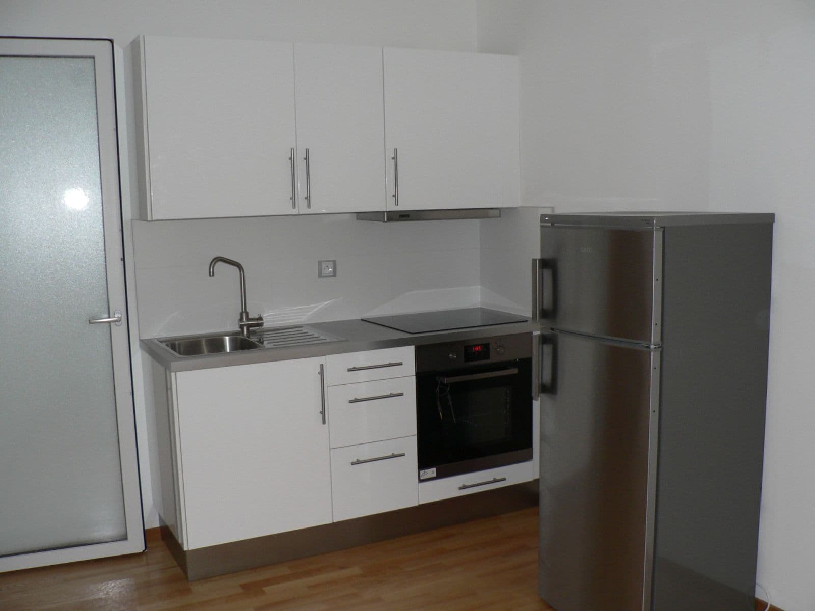 1 bedroom with open-plan kitchen flat to rent, 38 m², Neklanova, Prague, Prague 1 bedroom with open-plan kitchen flat to rent, 38 m², Neklanova, Prague, Prague