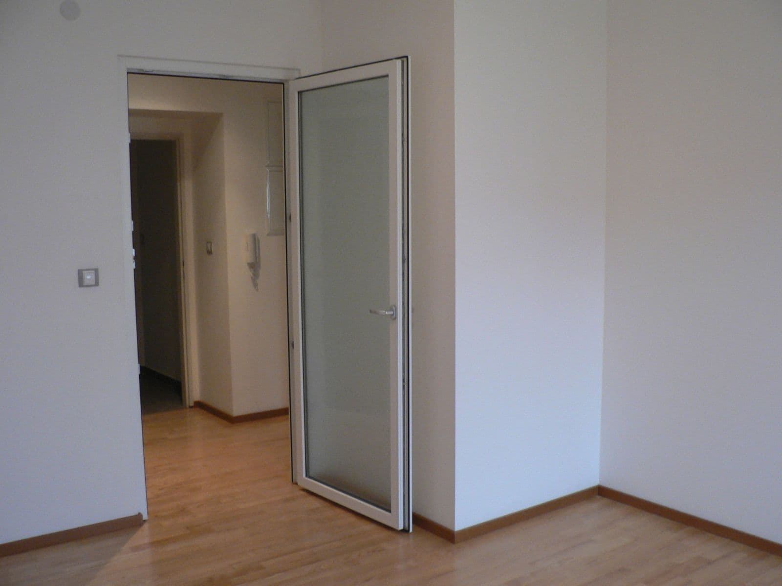 1 bedroom with open-plan kitchen flat to rent, 38 m², Neklanova, Prague, Prague 1 bedroom with open-plan kitchen flat to rent, 38 m², Neklanova, Prague, Prague