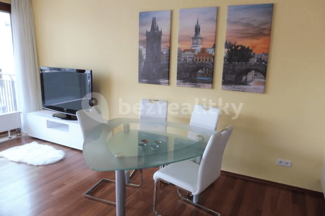 1 bedroom with open-plan kitchen flat to rent, 55 m², Paříkova, Prague, Prague 1 bedroom with open-plan kitchen flat to rent, 55 m², Paříkova, Prague, Prague