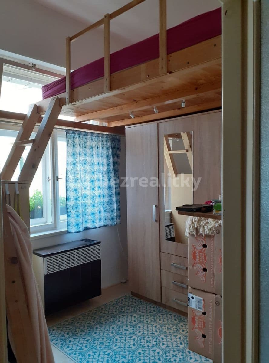 2 bedroom flat to rent, 38 m², Sámova, Prague, Prague 2 bedroom flat to rent, 38 m², Sámova, Prague, Prague
