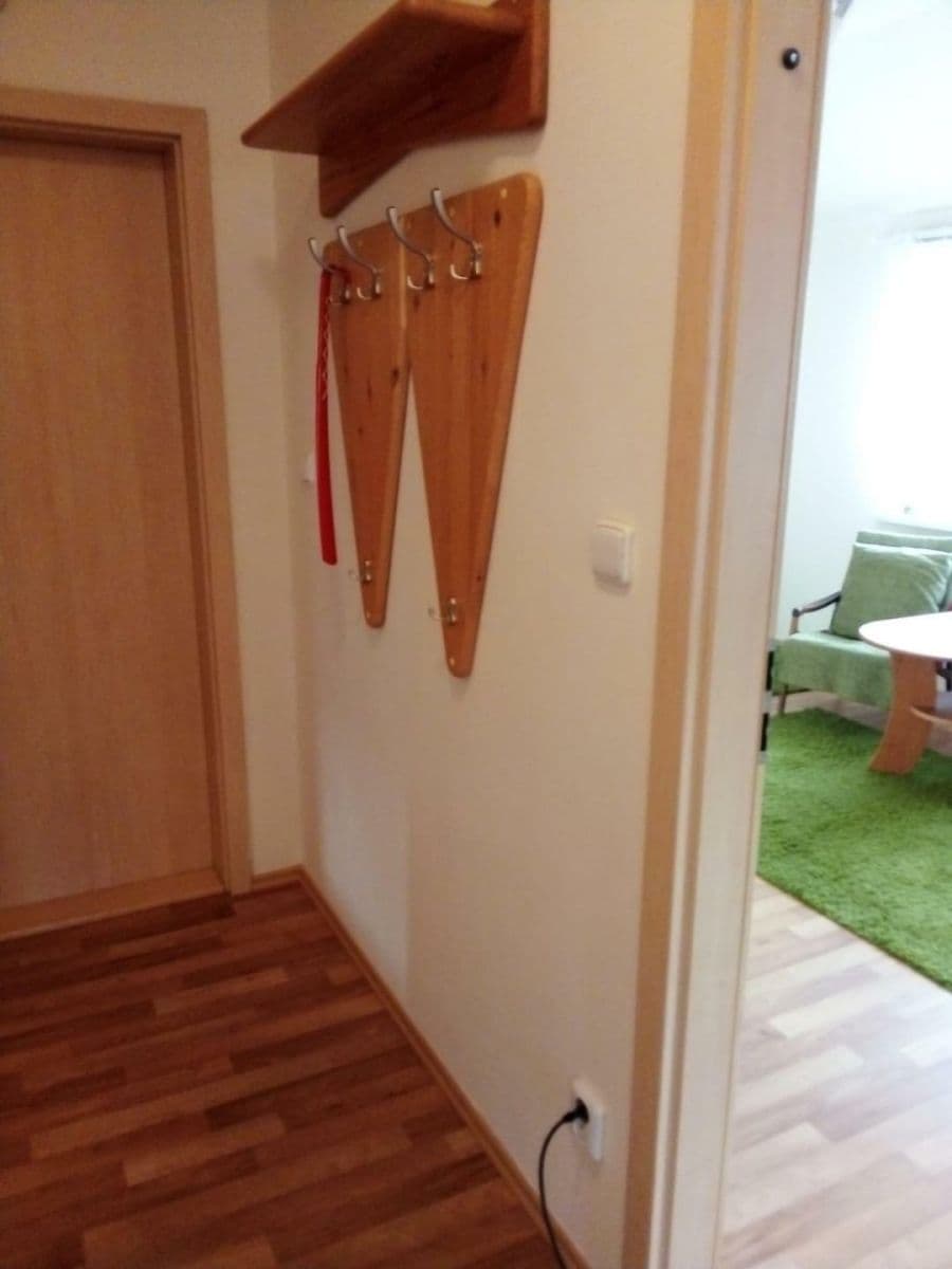 Studio flat to rent, 35 m², Hobzíkova, Opava, Moravskoslezský Region Studio flat to rent, 35 m², Hobzíkova, Opava, Moravskoslezský Region