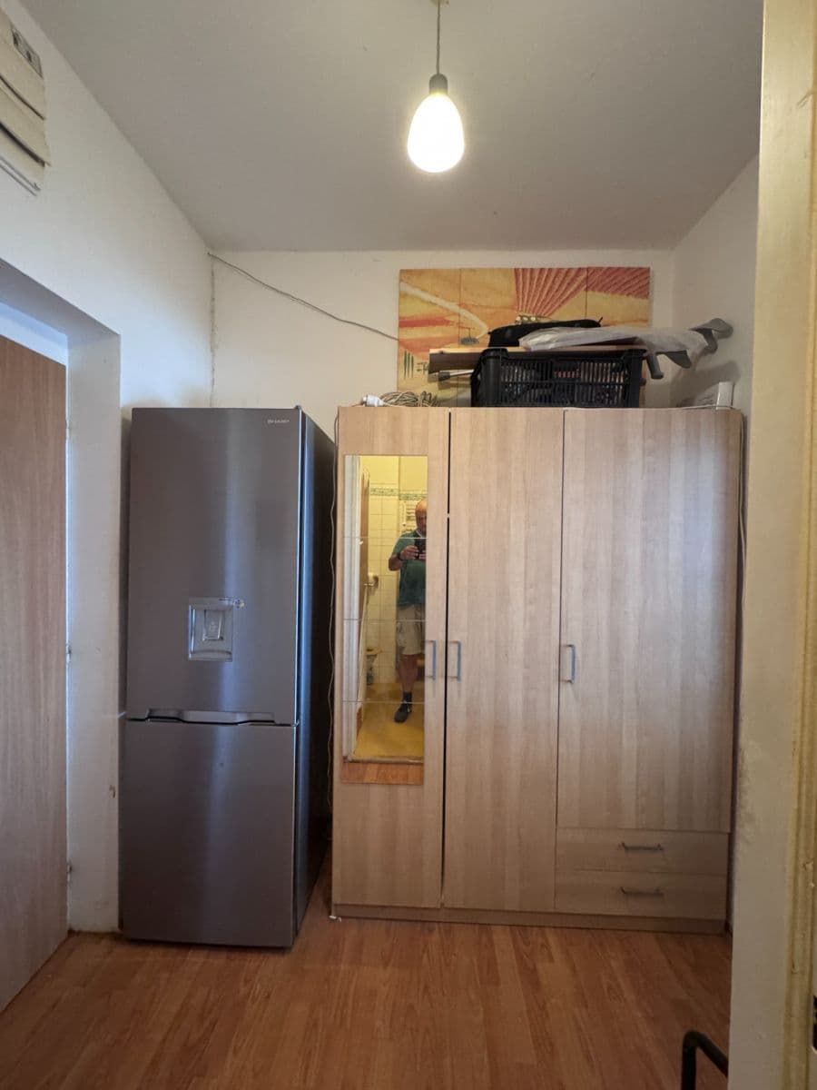 Small studio flat to rent, 38 m², K Sídlišti, Tmaň, Středočeský Region Small studio flat to rent, 38 m², K Sídlišti, Tmaň, Středočeský Region