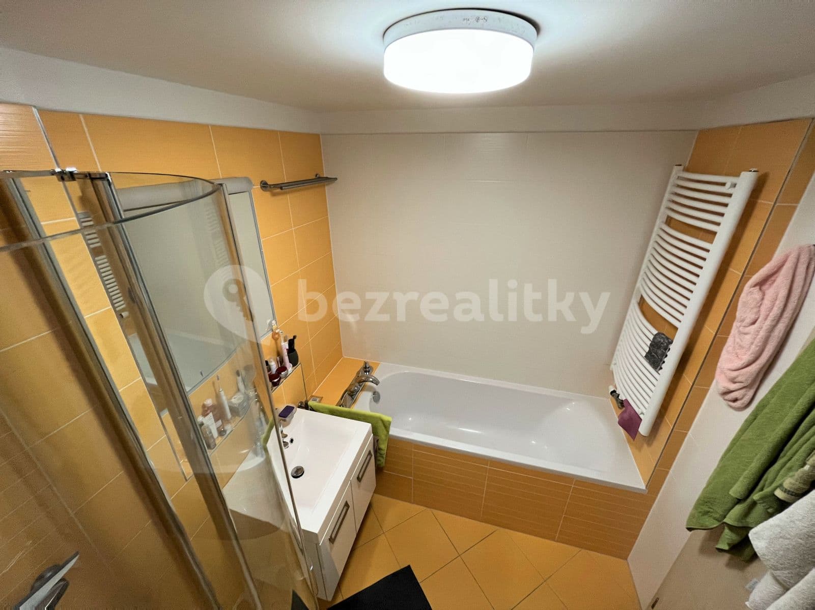 2 bedroom with open-plan kitchen flat to rent, 78 m², Nademlejnská, Prague, Prague 2 bedroom with open-plan kitchen flat to rent, 78 m², Nademlejnská, Prague, Prague