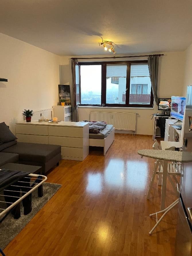 Studio flat to rent, 37 m², Na Slatince, Prague, Prague Studio flat to rent, 37 m², Na Slatince, Prague, Prague