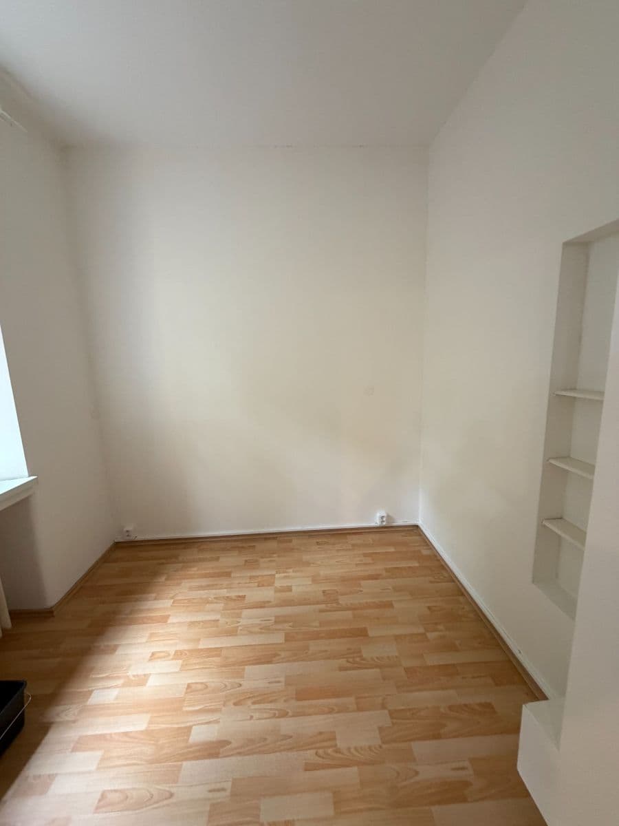 2 bedroom flat to rent, 70 m², Kandertova, Prague, Prague 2 bedroom flat to rent, 70 m², Kandertova, Prague, Prague
